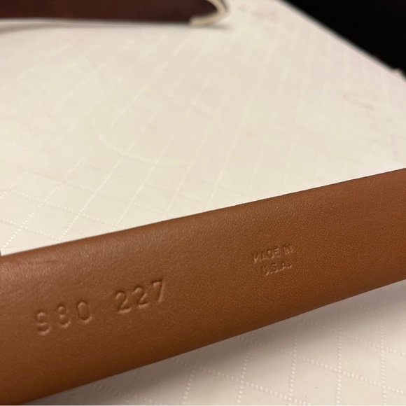 Neiman Marcus Men’s belt - Picture 8 of 10